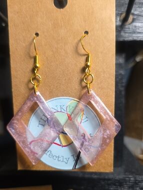 Sparkling Pink Diamond-Shaped Dangle Earrings with Gold Hooks